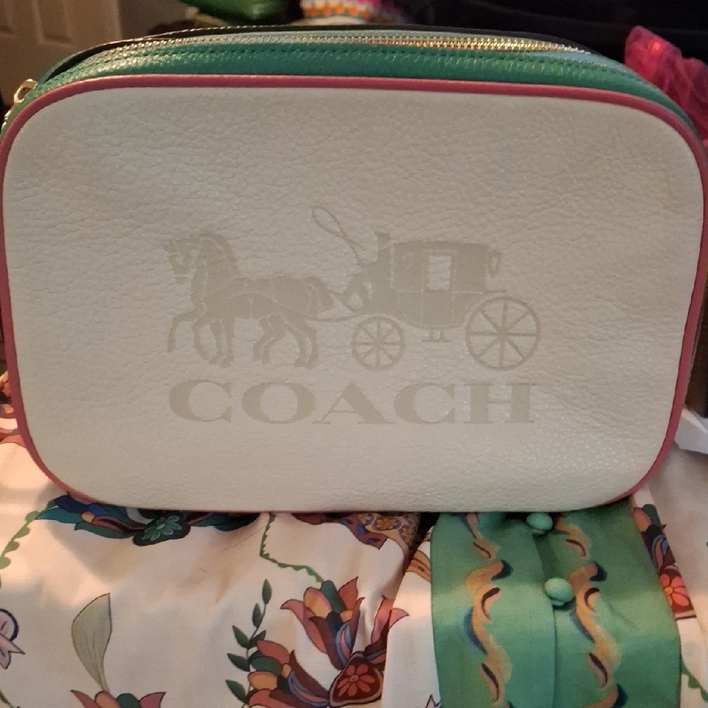 Coach White and Green Bag Pebbled Leather with Embossed Logo